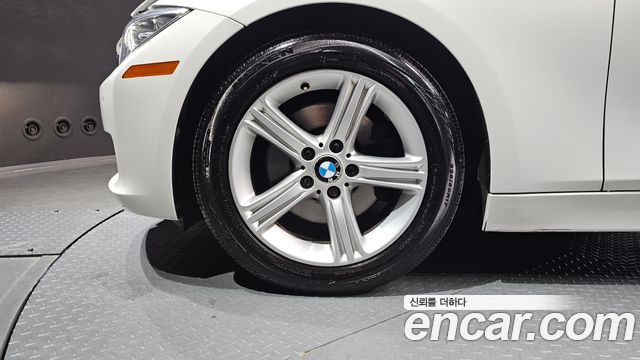 BMW 3 Series (F30) 328i 2012 — фото 5