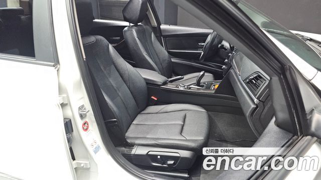BMW 3 Series (F30) 328i 2012 — фото 10
