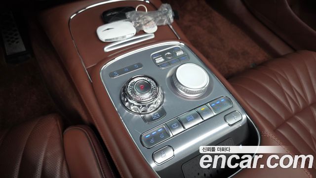 Genesis G90 (RS4) Gasoline 3.5 Turbo AWD 2022 — фото 9