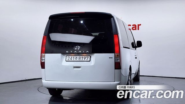 Hyundai Staria 4WD Tourer 9-Seater Modern 2023 — фото 4