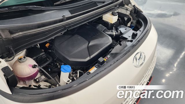 Hyundai Staria 4WD Tourer 9-Seater Modern 2023 — фото 6