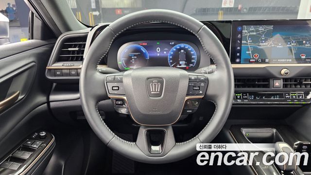 Toyota Crown Crossover 2.5 4WD Hybrid 2024 — фото 17