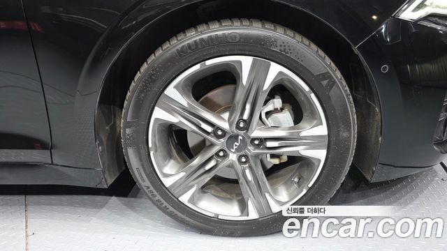 Kia K5 Hybrid (III) Signature 2023 — фото 5