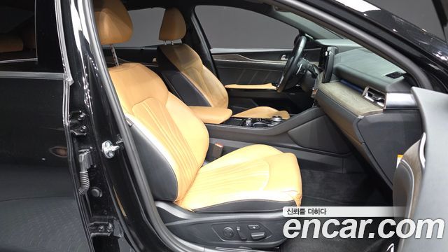 Kia K5 Hybrid (III) Signature 2023 — фото 15