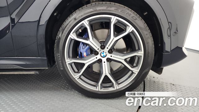 BMW X6 (G06) xDrive40i M Sport 2021 — фото 5