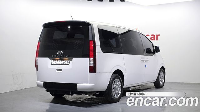 Hyundai Staria disability support car 2022 — фото 2