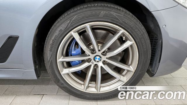 BMW 5 Series (G30) 530i xDrive M Sport Package Plus 2017 — фото 5