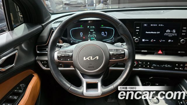 Kia Sportage (V) Gasoline 1.6 Turbo 2WD Nobleless 2022 — фото 14