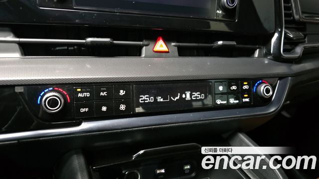 Kia Sportage (V) Gasoline 1.6 Turbo 2WD Nobleless 2022 — фото 17
