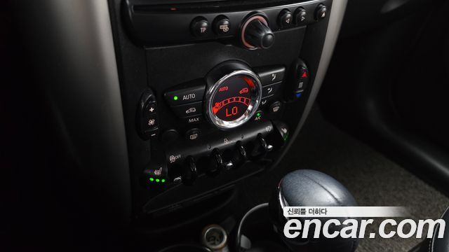 MINI Cooper D Countryman ALL4 1st 2015 — фото 14