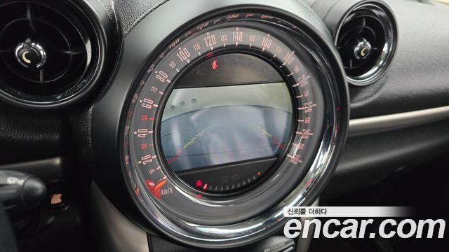 MINI Cooper D Countryman ALL4 1st 2015 — фото 16