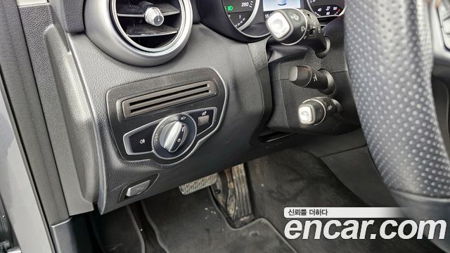 Mercedes-Benz GLC-Class (X253) GLC300 4MATIC 2019 — фото 16