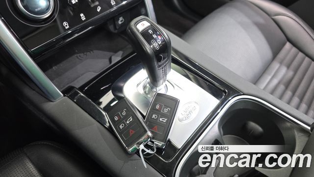 Land Rover Discovery Sport (II) D200 S 2022 — фото 9