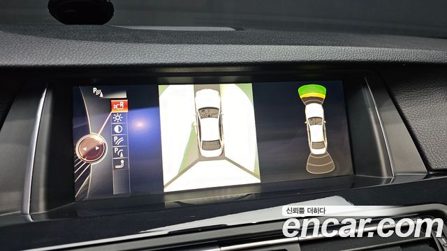BMW 5 Series (F10) 520d xDrive M Aero Dynamic 2016 — фото 16