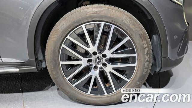 Mercedes-Benz GLC-Class (X253) GLC300 4MATIC 2020 — фото 5