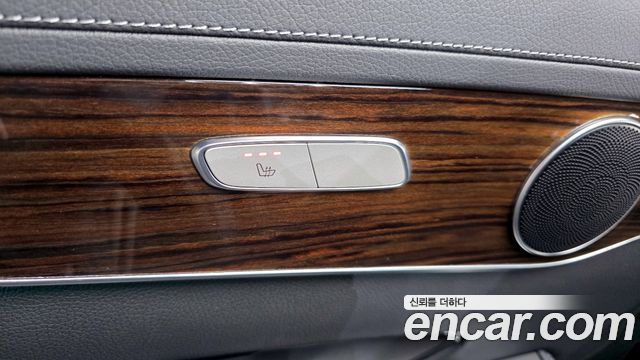 Mercedes-Benz GLC-Class (X253) GLC300 4MATIC 2020 — фото 17