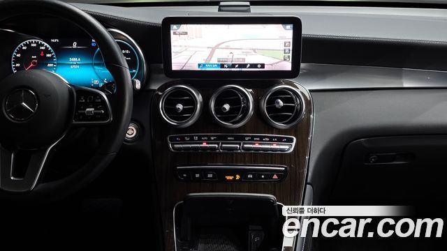 Mercedes-Benz GLC-Class (X253) GLC300 4MATIC 2020 — фото 19
