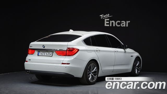 BMW 5 Series GT (F07) GT 30d 2012 — фото 2