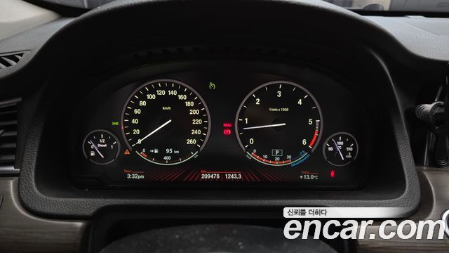 BMW 5 Series GT (F07) GT 30d 2012 — фото 8