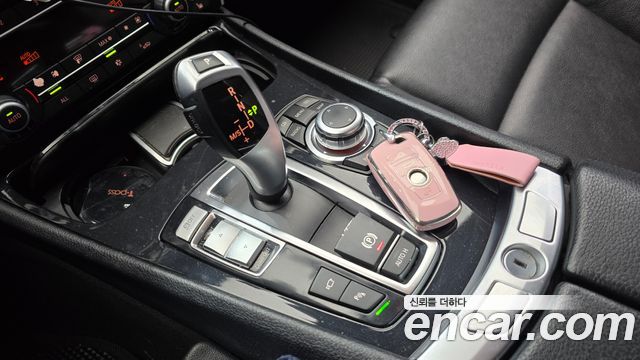 BMW 5 Series GT (F07) GT 30d 2012 — фото 9