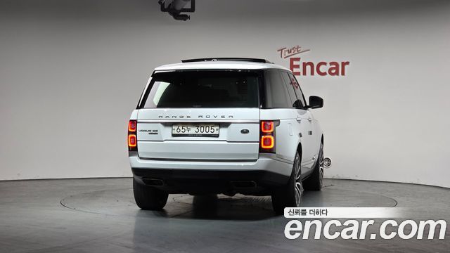 Land Rover Range Rover (IV) 4.4 SDV8 Vogue SE DIESEL 2016 — фото 4