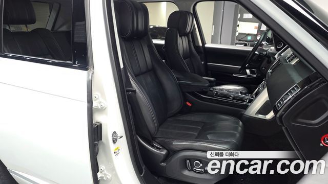 Land Rover Range Rover (IV) 4.4 SDV8 Vogue SE DIESEL 2016 — фото 10