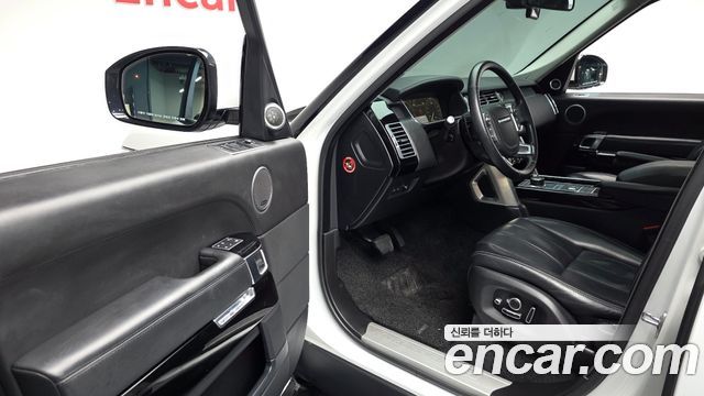 Land Rover Range Rover (IV) 4.4 SDV8 Vogue SE DIESEL 2016 — фото 11
