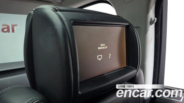 Land Rover Range Rover (IV) 4.4 SDV8 Vogue SE DIESEL 2016 — фото 18