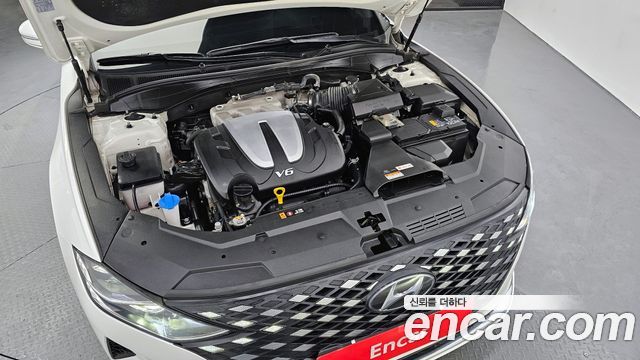 Hyundai Grandeur (IG) 3.0 LPi Premium 2022 — фото 6