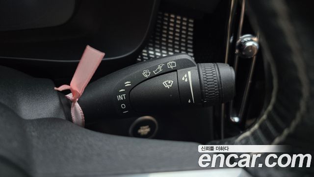 Volvo XC40 B4 R-Design 2021 — фото 17