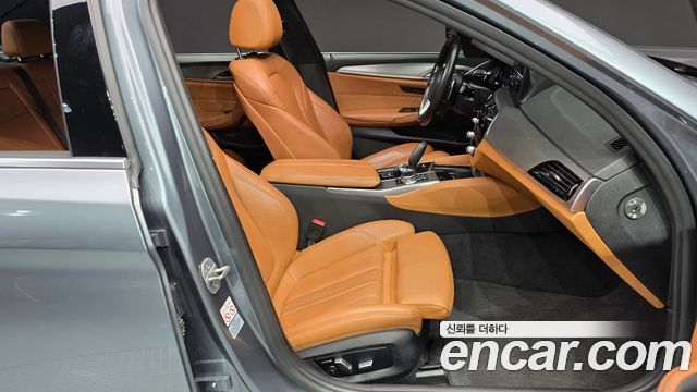 BMW 5 Series (G30) 520d M Sport package 2018 — фото 10