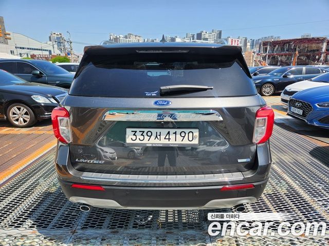 Ford Explorer (VI) 2.3 LimIted 4WD 2020 — фото 5