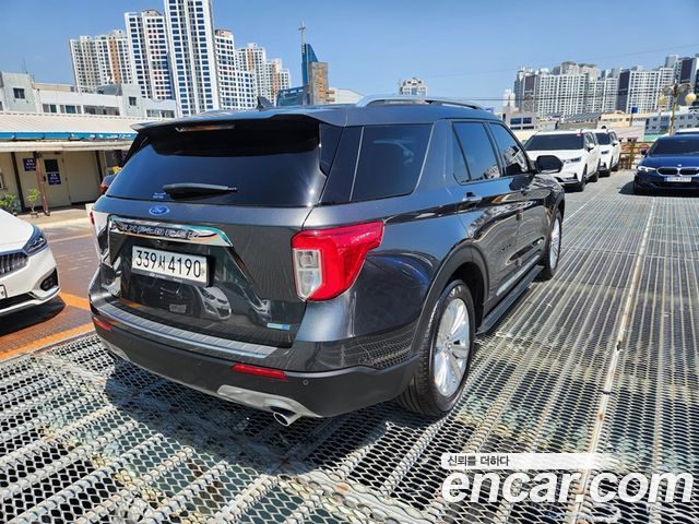 Ford Explorer (VI) 2.3 LimIted 4WD 2020 — фото 6