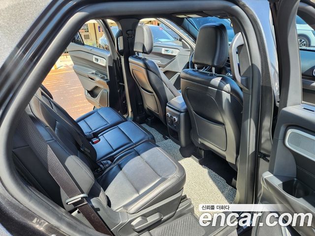 Ford Explorer (VI) 2.3 LimIted 4WD 2020 — фото 19