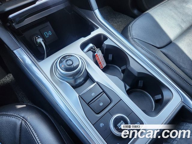 Ford Explorer (VI) 2.3 LimIted 4WD 2020 — фото 21
