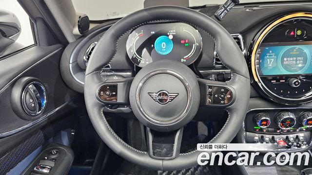 MINI Cooper S Clubman Classic Launch Pack 2nd Gen 2023 — фото 13