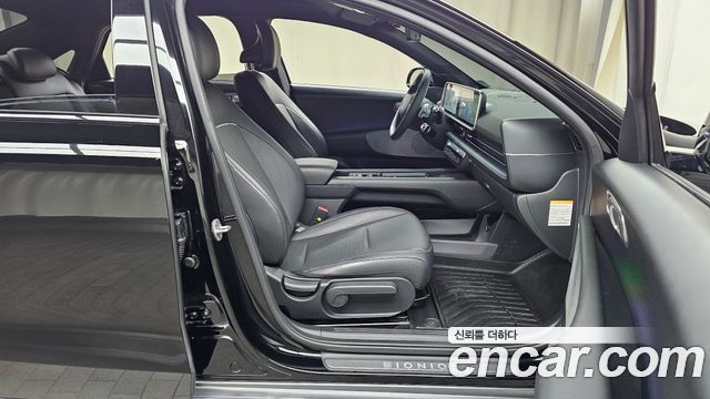 Hyundai Ioniq 6 Long Range Exclusive + 2023 — фото 11