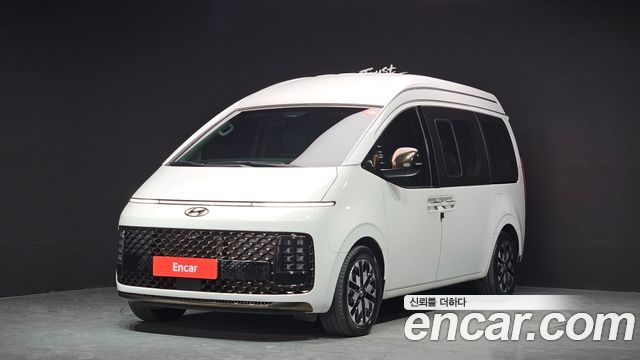 Hyundai Staria 4WD Lounge 9-Seater Limousine 2023 — фото 1