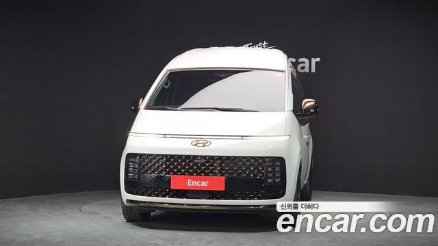 Hyundai Staria 4WD Lounge 9-Seater Limousine 2023 — фото 3