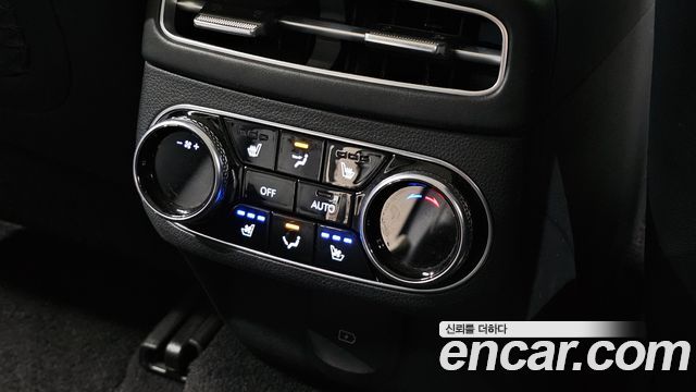 Genesis Electrified (GV70) e-AWD 2022 — фото 17