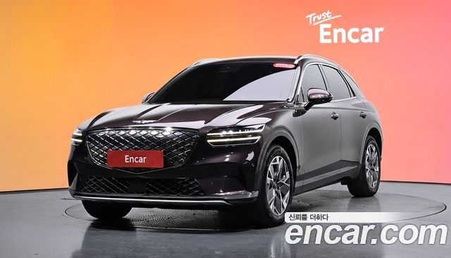 Genesis Electrified (GV70) e-AWD 2022 — фото 1