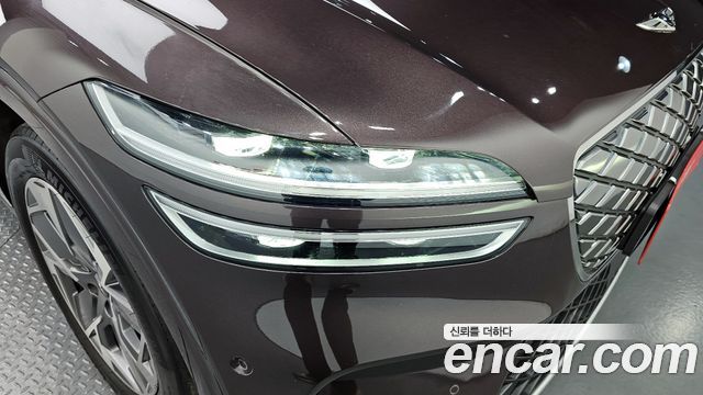 Genesis Electrified (GV70) e-AWD 2022 — фото 22
