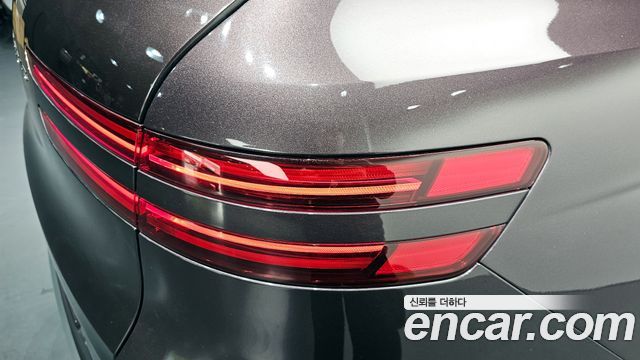 Genesis Electrified (GV70) e-AWD 2022 — фото 23