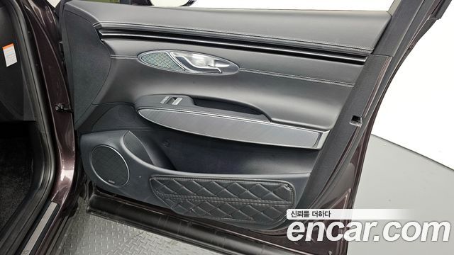 Genesis Electrified (GV70) e-AWD 2022 — фото 24