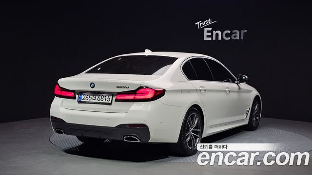 BMW 5 Series (G30) 523d M Sport 2021 — фото 2