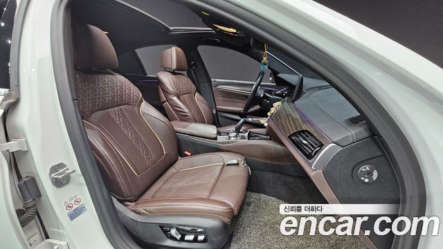 BMW 5 Series (G30) 523d M Sport 2021 — фото 10