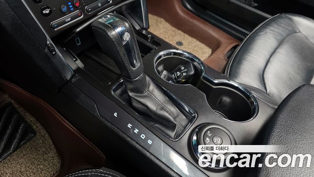 Ford Explorer 2.3 Limited 4WD 5th 2017 — фото 9
