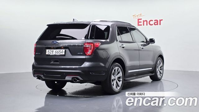 Ford Explorer 3.5 Limited 4WD 5th 2018 — фото 2