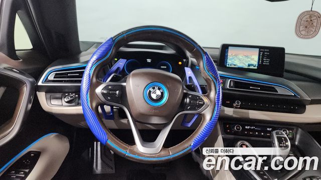 BMW i8 Coupe 2015 — фото 12