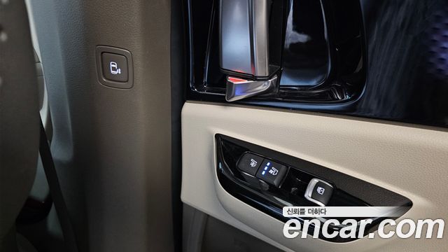 Kia Carnival (IV) Diesel 9-Seater Hi-Limousine Signature 2021 — фото 18